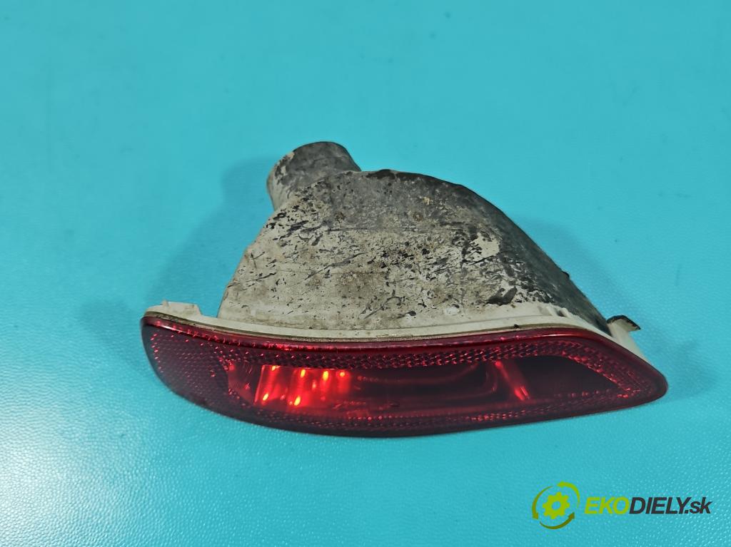 Fiat Freemont 2.0 jtd 170 HP manual 125 kW 1956 cm3 5- svetlo / reflektor zadné pravé nárazník