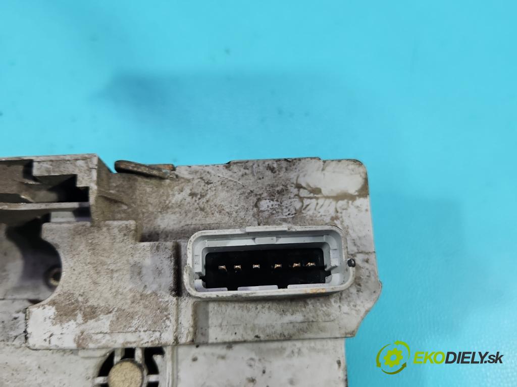 Peugeot 307 2.0 hdi 90 HP manual 66 kW 1997 cm3 5- zámok predné ľavý