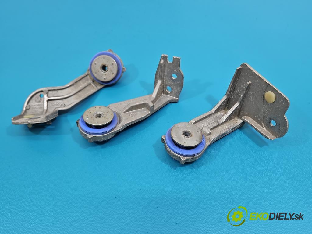 Citroen C5 Aircross 17-25 1.2 T 131 HP manual 96 kW 1199 cm3 5- Upevnenie: 9803778880