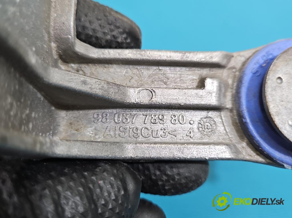 Citroen C5 Aircross 17-25 1.2 T 131 HP manual 96 kW 1199 cm3 5- Upevnenie: 9803778880