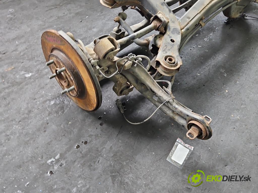 Fiat Freemont 2.0 jtd 170 HP manual 125 kW 1956 cm3 5- zadna výstuha  (Výstuha zadná)