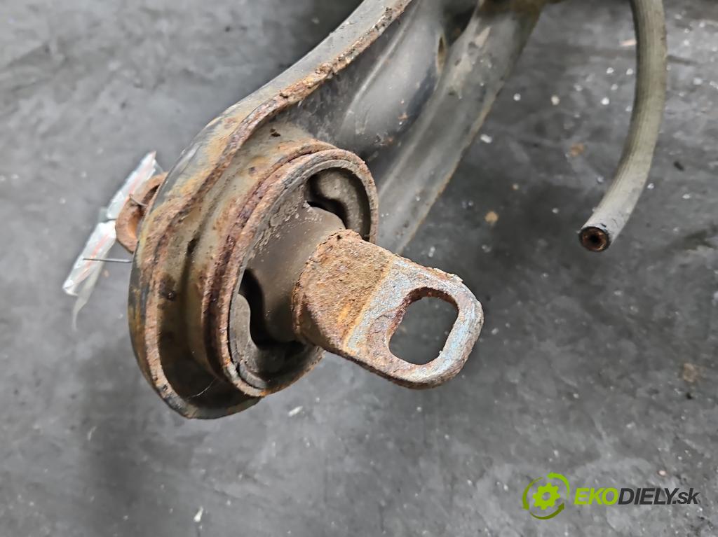 Fiat Freemont 2.0 jtd 170 HP manual 125 kW 1956 cm3 5- zadna výstuha  (Výstuha zadná)