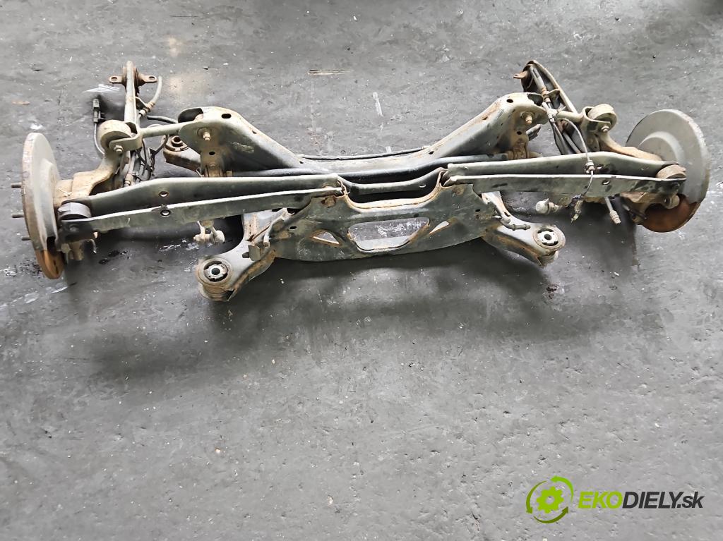 Fiat Freemont 2.0 jtd 170 HP manual 125 kW 1956 cm3 5- zadna výstuha  (Výstuha zadná)