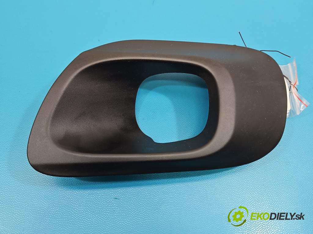 Citroen C5 Aircross 17-25 1.2 T 131 HP manual 96 kW 1199 cm3 5- blenda mriežka: nárazník pravé 9826722777