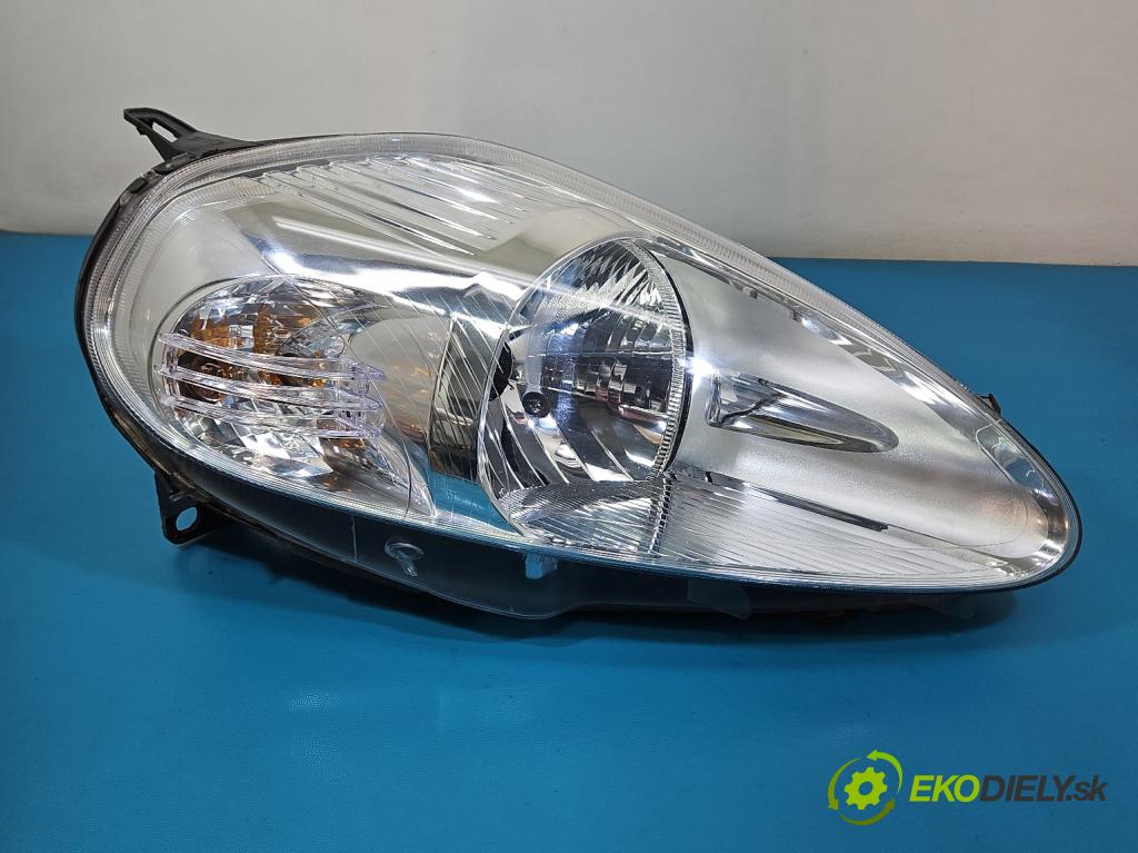 Fiat Punto Grande 1.4 8V 77 HP manual 57 kW 1368 cm3 5- Reflektor: pravý  (Svetlo predné pravé)