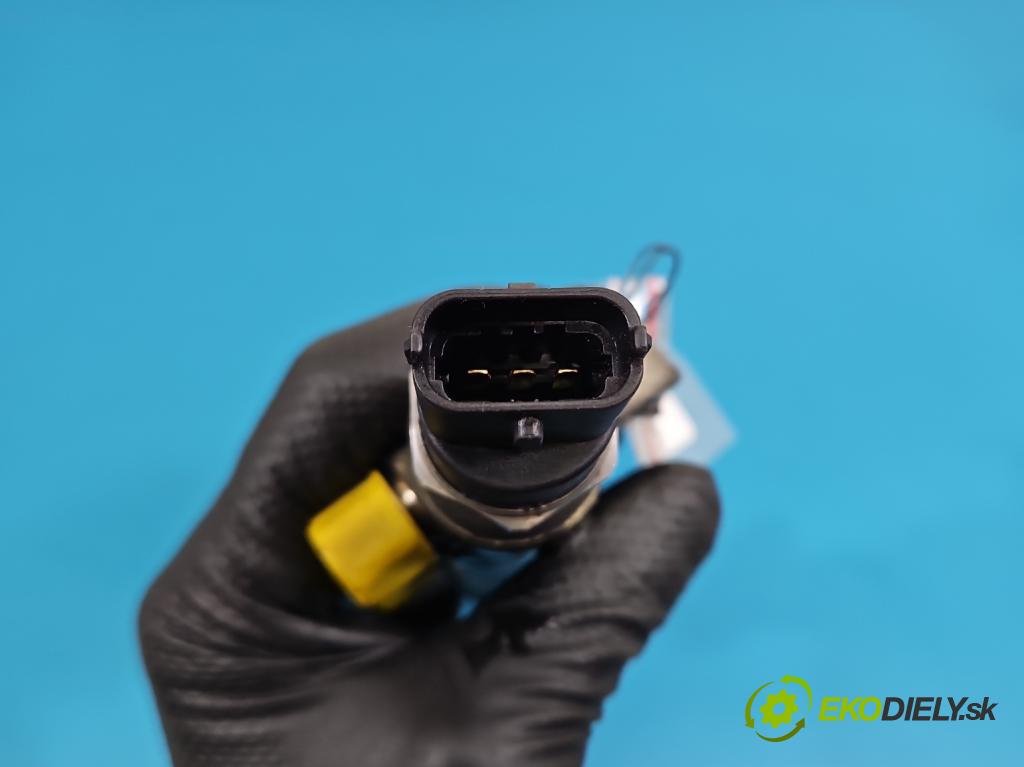 Opel Corsa C 2000-2006 1.3 cdti 69KM manual 51 kW 1248 cm3 3- lišta vstřikovací 0445214044 (Vstřikovací lišta)