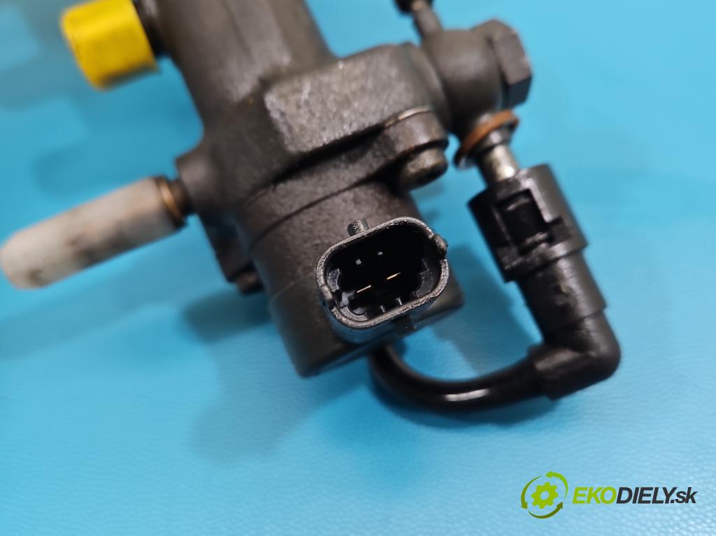 Opel Corsa C 2000-2006 1.3 cdti 69KM manual 51 kW 1248 cm3 3- lišta vstřikovací 0445214044 (Vstřikovací lišta)