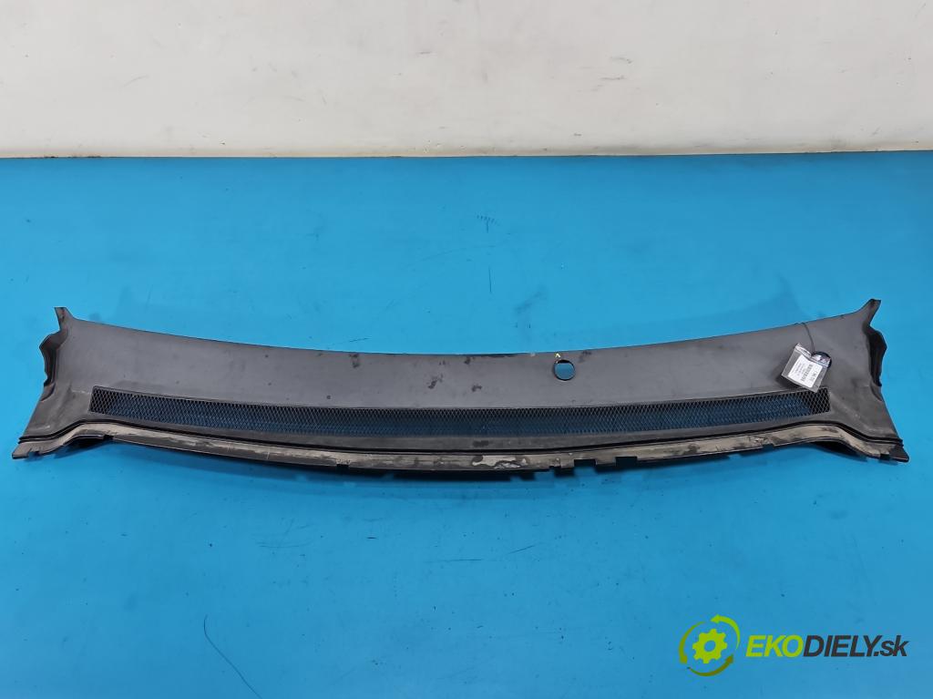 Ford Focus Mk2 2004-2011 1.6 tdci 109 hp manual 80 kW 1560 cm3 5- torpédo 4M51-A02216-AG (Plast pod čelním sklem)