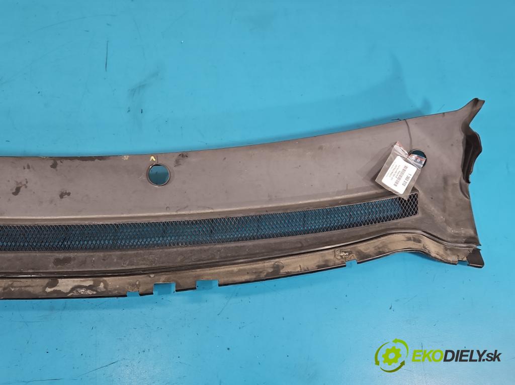 Ford Focus Mk2 2004-2011 1.6 tdci 109 hp manual 80 kW 1560 cm3 5- torpédo 4M51-A02216-AG (Plast pod čelním sklem)