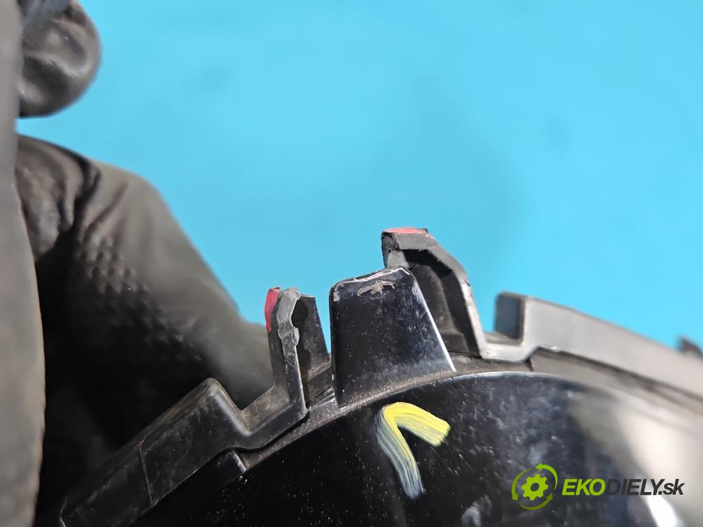 Citroen C5 Aircross 17-25 1.2 T 131 HP manual 96 kW 1199 cm3 5- miežka