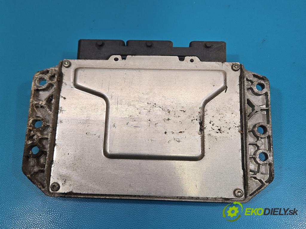 Renault Megane III 2008-2016 1.6 16V 110 HP manual 81 kW 1598 cm3 5- riadiaca jednotka motora 237100131R