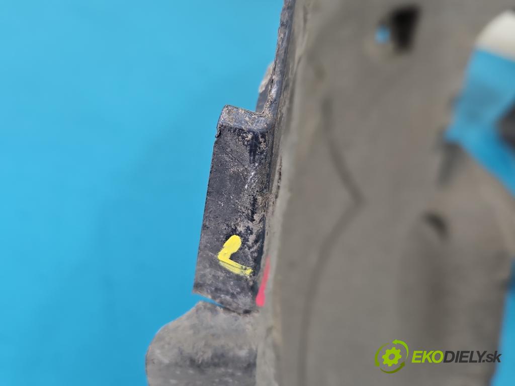 Citroen C5 Aircross 17-25 1.2 T 131 HP manual 96 kW 1199 cm3 5- Blatník: predné pravé 9827397680