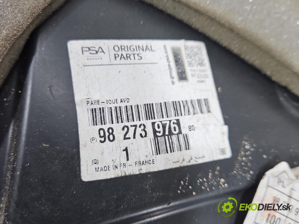 Citroen C5 Aircross 17-25 1.2 T 131 HP manual 96 kW 1199 cm3 5- Blatník: predné pravé 9827397680