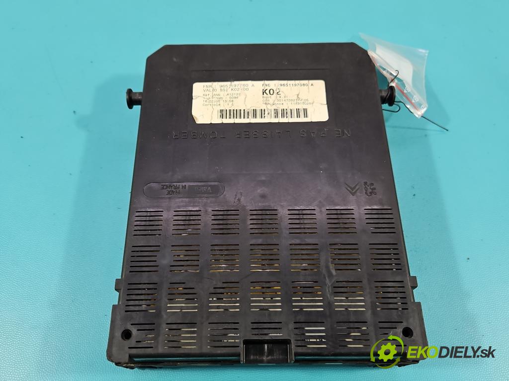 Peugeot 307 2.0 hdi 90 HP manual 66 kW 1997 cm3 5- riadiaca jednotka ostatné 9651197080A