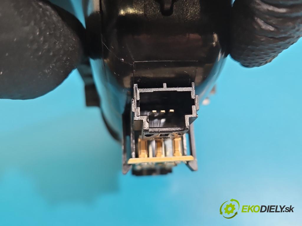 DS 4 2015-2020 2.0 hdi 181KM automatic 133 kW 1997 cm3 5- Baterka: 9685614080