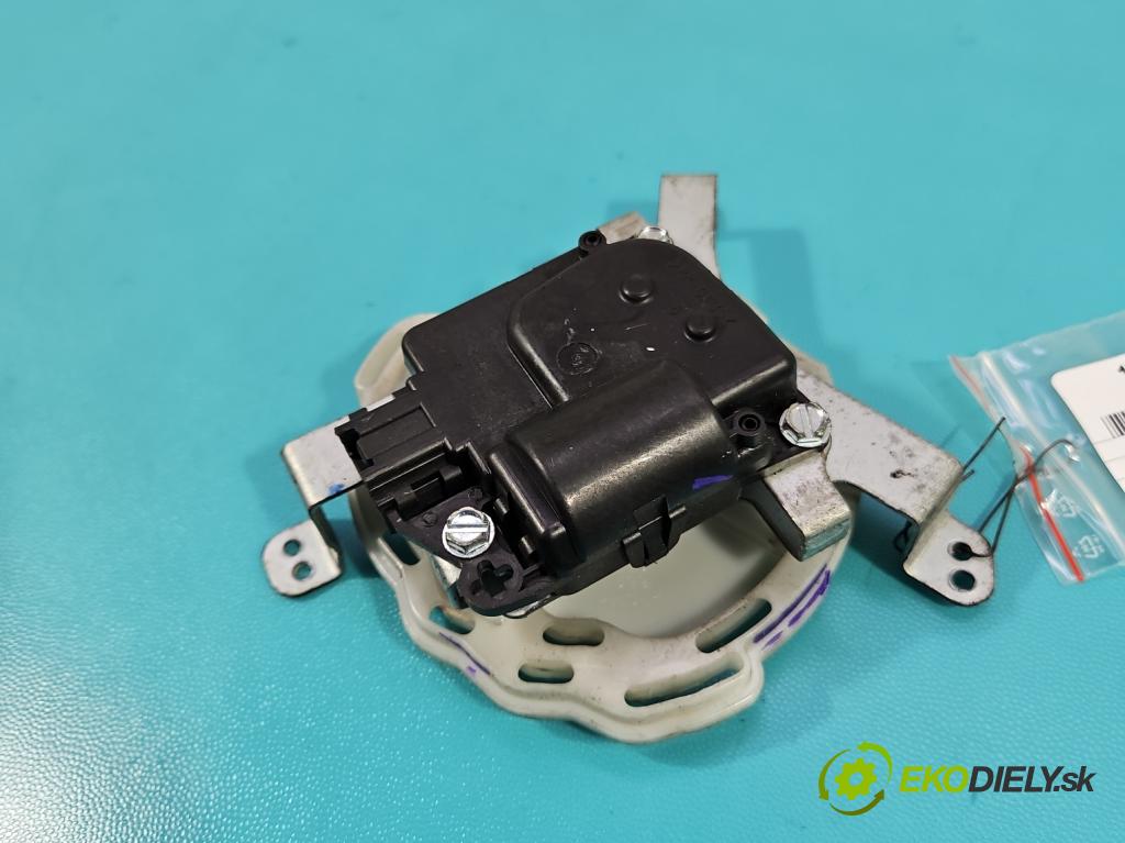 Fiat Freemont 2.0 jtd 170 hp manual 125 kW 1956 cm3 5- motorek topení AA-113800-2640