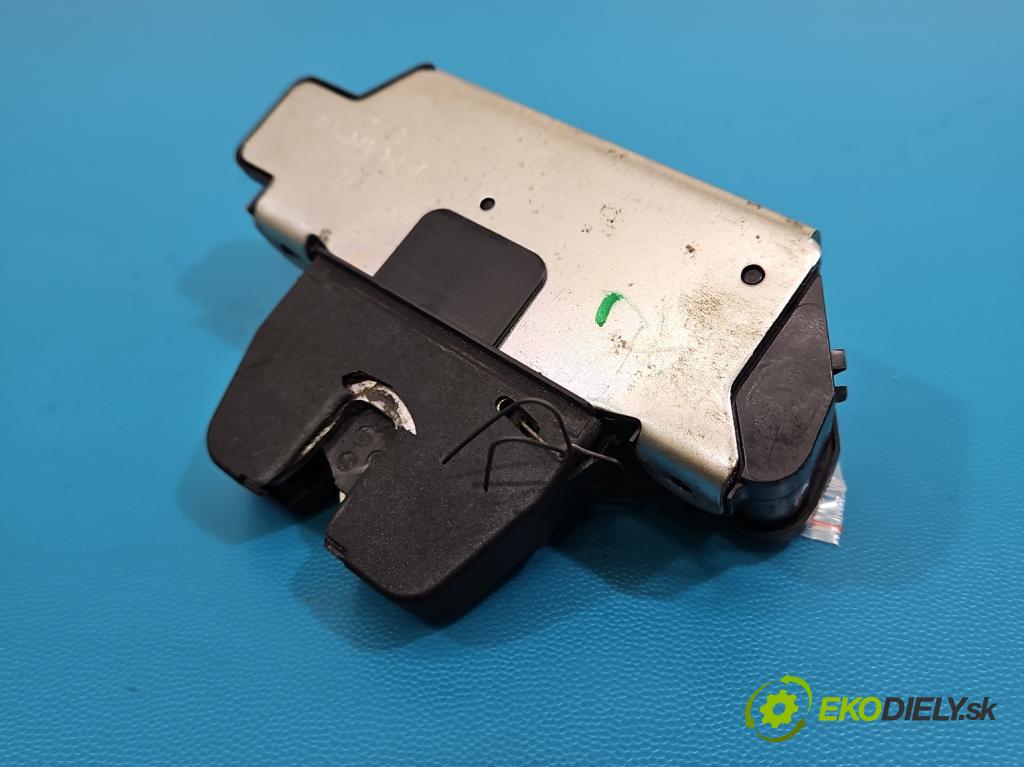 DS 4 2015-2020 2.0 hdi 181KM automatic 133 kW 1997 cm3 5- zámok kufrové dvere zadné 9151487499H