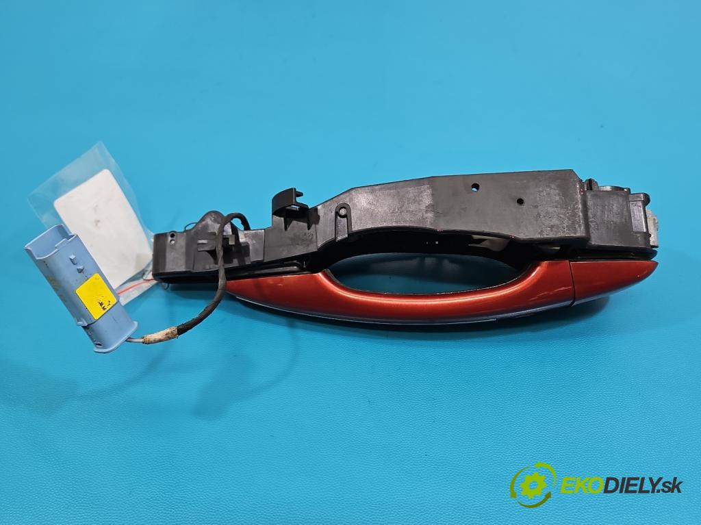 DS 4 2015-2020 2.0 hdi 181KM automatic 133 kW 1997 cm3 5- klika přední pravé 9686433680 (Klika dveří ostatní)