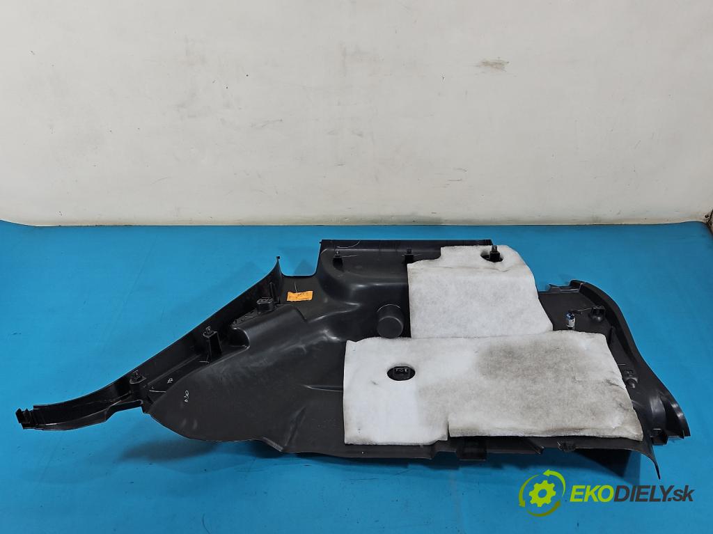 Fiat Freemont 2.0 jtd 170 HP manual 125 kW 1956 cm3 5- Čalounictví: kufra: ľavé 1SN65DX9AA