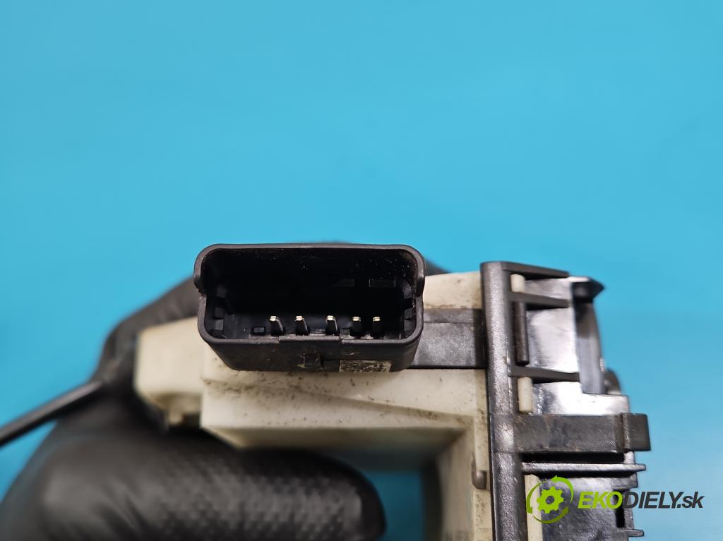 DS 4 2015-2020 2.0 hdi 181KM automatic 133 kW 1997 cm3 5- zámok zadné pravý 9685353480