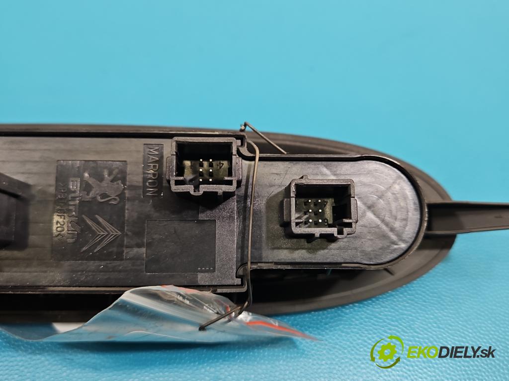 DS 4 2015-2020 2.0 hdi 181KM automatic 133 kW 1997 cm3 5- prepínač okien spätných zrkadiel 96657053ZD