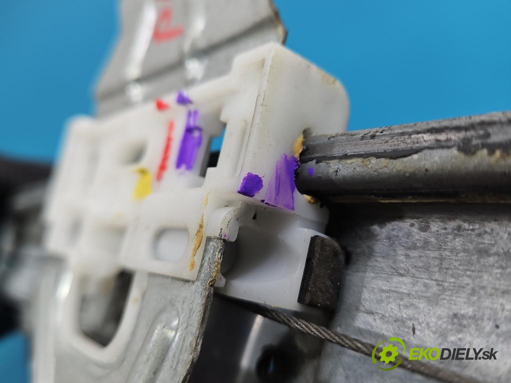 DS 4 2015-2020 2.0 hdi 181KM automatic 133 kW 1997 cm3 5- mechanizmus okna predné ľavý 402277K