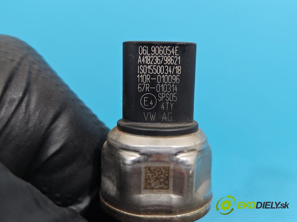 Skoda Octavia III 2013- 2.0 TSI 190 HP automatic 140 kW 1984 cm3 5- vstrek 06G906036S (Vstrekovač paliva)