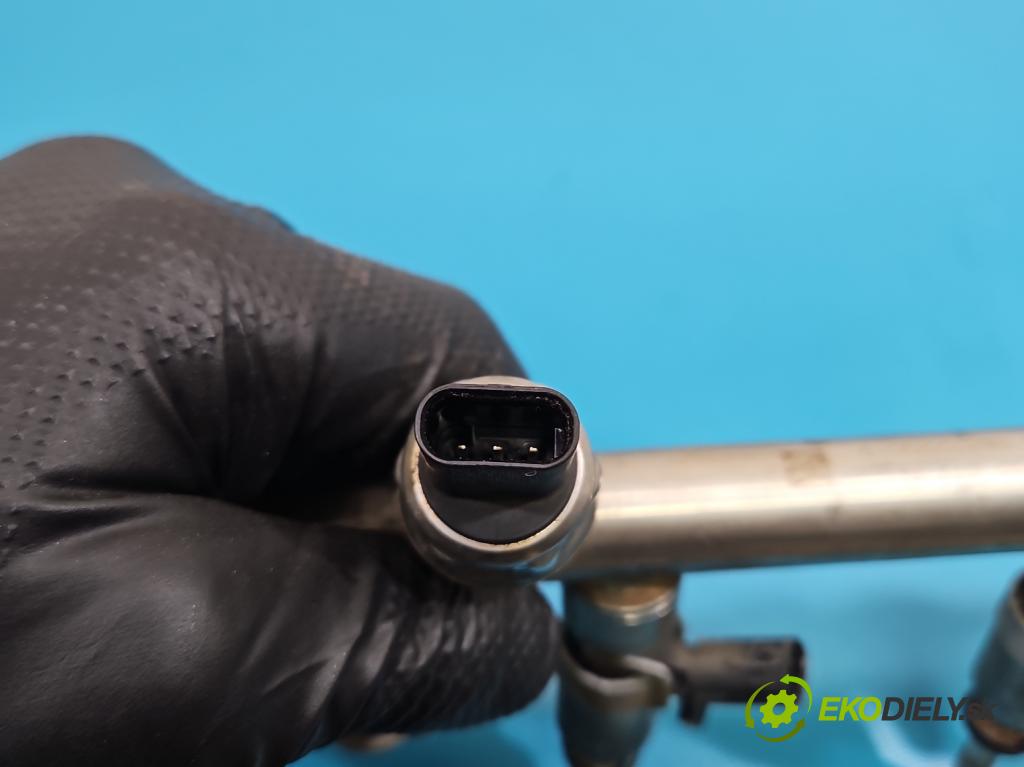 Skoda Octavia III 2013- 2.0 TSI 190 HP automatic 140 kW 1984 cm3 5- vstrek 06G906036S (Vstrekovač paliva)