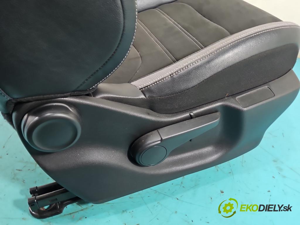 DS 4 2015-2020 2.0 hdi 181KM automatic 133 kW 1997 cm3 5- Sedačka pravý  (Sedadlo)