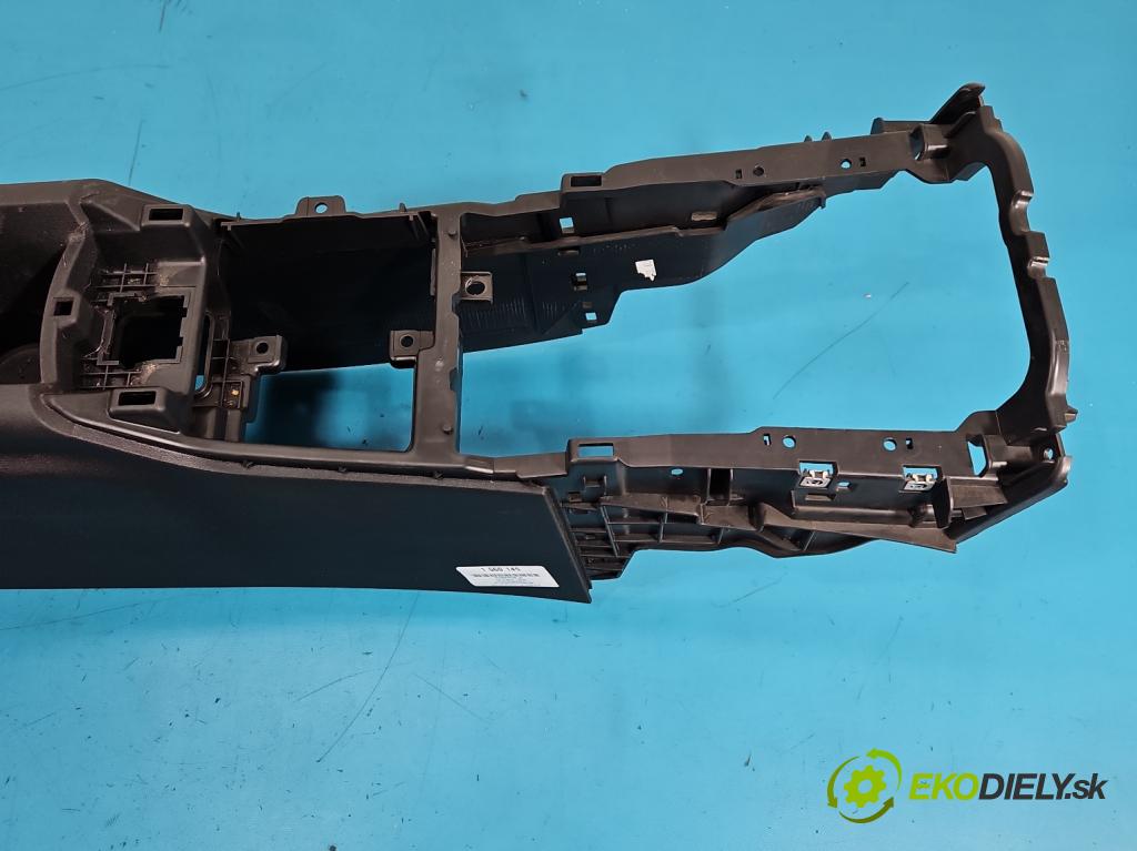 DS 4 2015-2020 2.0 hdi 181KM automatic 133 kW 1997 cm3 5- operadlo 9689043077 (Lakťová opierka)