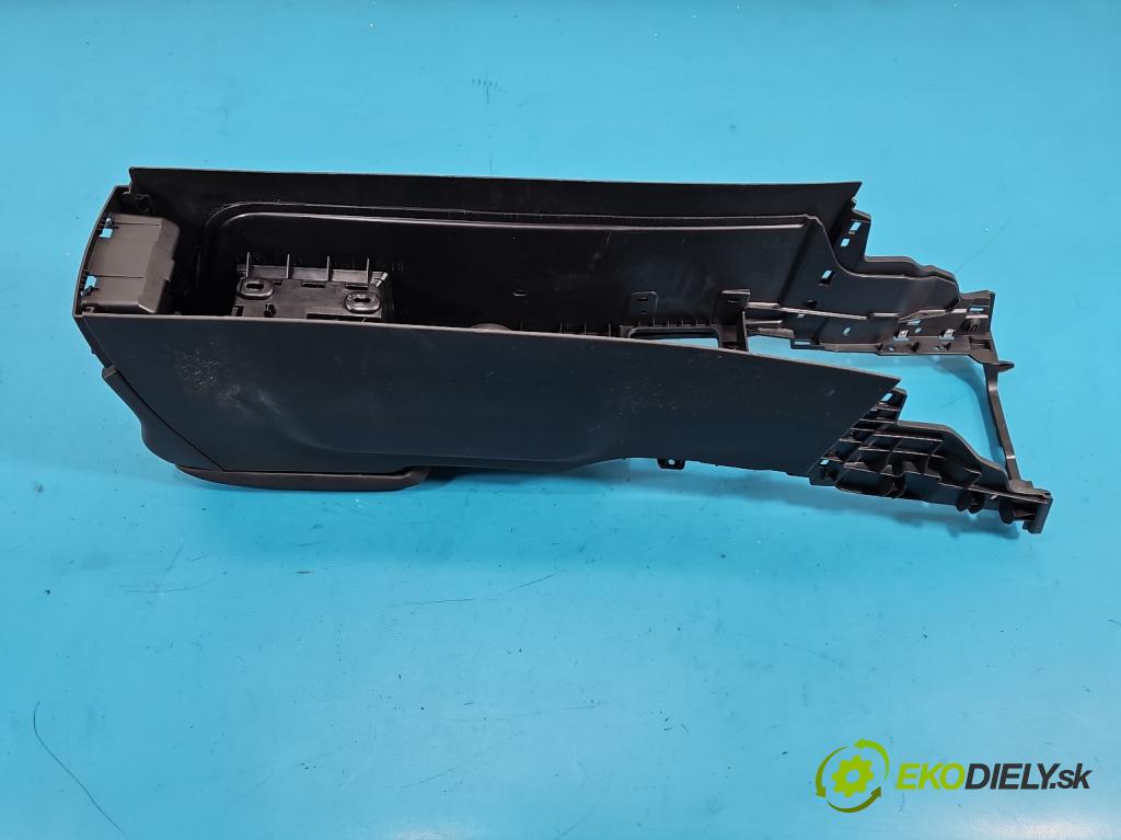 DS 4 2015-2020 2.0 hdi 181KM automatic 133 kW 1997 cm3 5- operadlo 9689043077 (Lakťová opierka)