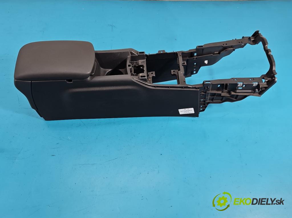 DS 4 2015-2020 2.0 hdi 181KM automatic 133 kW 1997 cm3 5- loketní opěrka 9689043077 (Loketní opěrka)