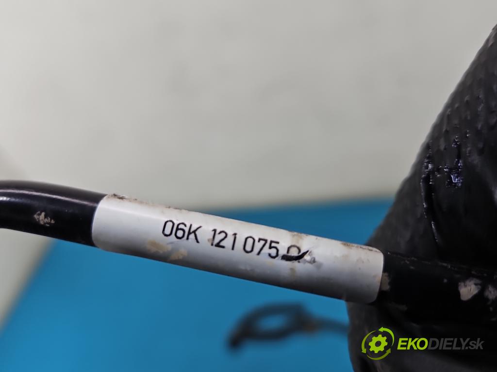 Skoda Octavia III 2013- 2.0 TSI 190 hp automatic 140 kW 1984 cm3 5- Magistrala: vodní 5Q0122058K