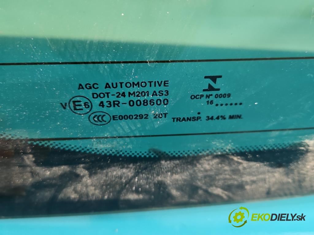 DS 4 2015-2020 2.0 hdi 181KM automatic 133 kW 1997 cm3 5- sklo zadná  (Sklo zadné)