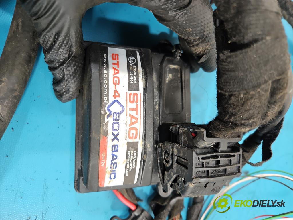 Dodge Neon 2.0 16V 141 hp automatic 104 kW 1996 cm3 4- instalace LPG