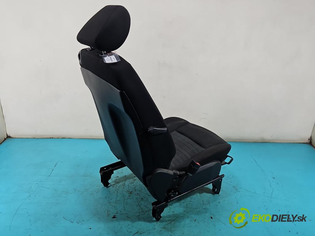 Mercedes A W169 2004-2012 2.0 cdi 109 HP manual 80 kW 1992 cm3 3- Sedačka ľavý  (Sedadlo)