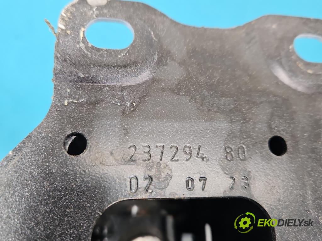 Skoda Scala 2019- 1.5 TSI 150 hp manual 110 kW 1498 cm3 5- výztuha nárazníku zadní 657807305A