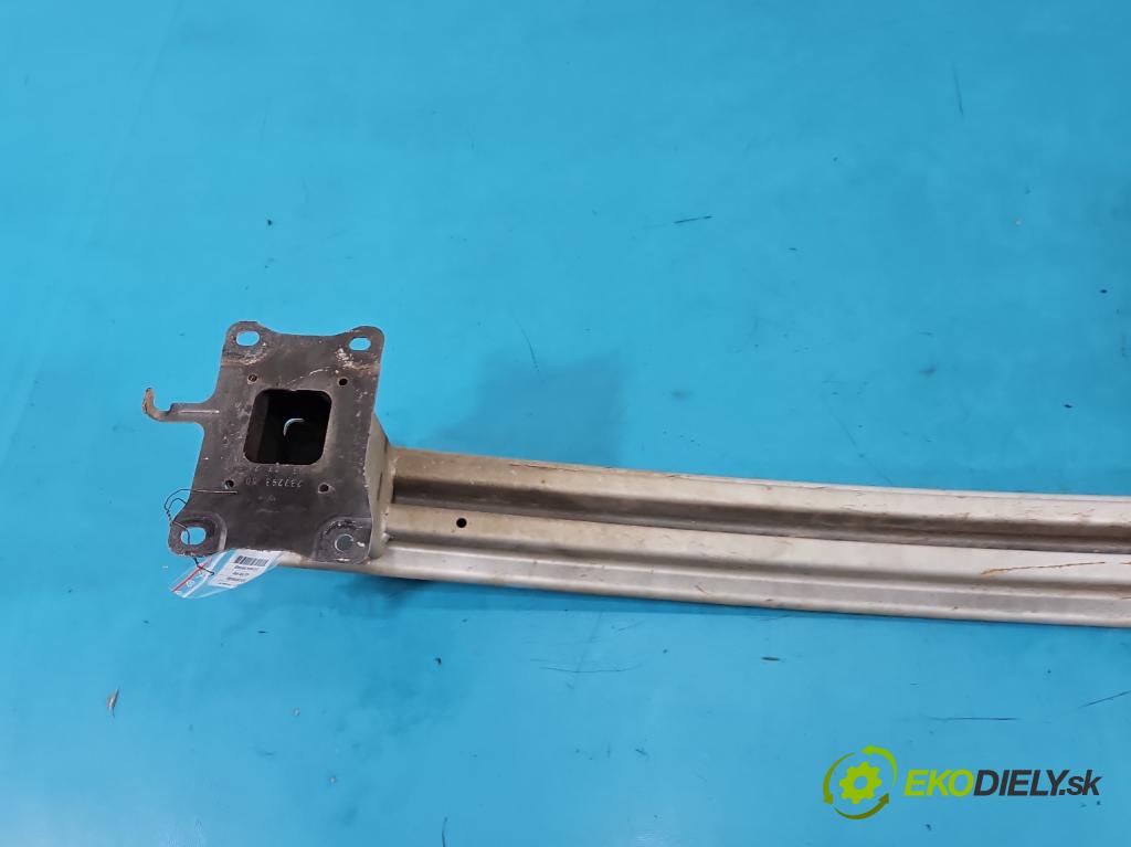 Skoda Scala 2019- 1.5 TSI 150 hp manual 110 kW 1498 cm3 5- výztuha nárazníku zadní 657807305A