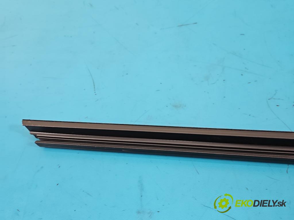 Jeep Cherokee KL 2013-2023 2.0 multijet: 140 HP manual 103 kW 1956 cm3 5- Těsnění: dvere zadné ľavé  (Karoséria ostatné)