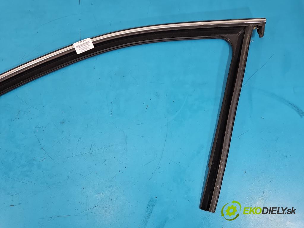 Jeep Cherokee KL 2013-2023 2.0 multijet: 140 HP manual 103 kW 1956 cm3 5- Těsnění: dvere predné ľavé