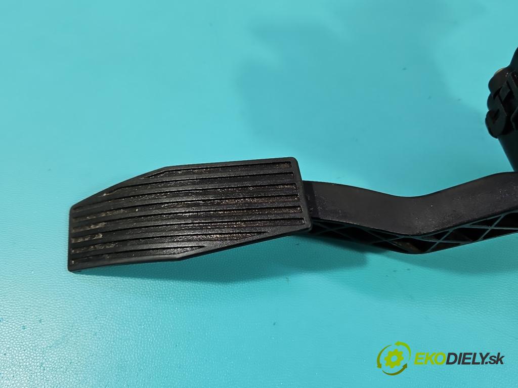 Opel Astra III 2004-2014 1.8 16V 125 hp manual 92 kW 1796 cm3 5- pedal plyn: potenciometr: 9157998