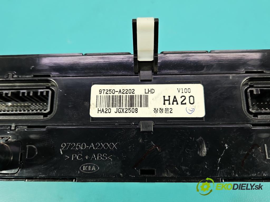 Kia Ceed II 2012-2018 1.6 crdi 128 HP manual 94 kW 1582 cm3 5- panel kúrenia A2C32149703