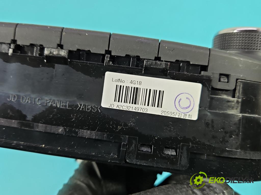 Kia Ceed II 2012-2018 1.6 crdi 128 HP manual 94 kW 1582 cm3 5- panel kúrenia A2C32149703