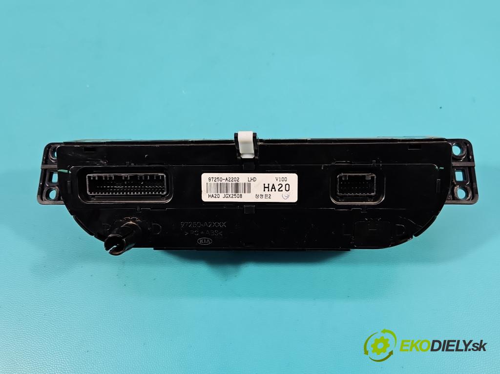 Kia Ceed II 2012-2018 1.6 crdi 128 HP manual 94 kW 1582 cm3 5- panel kúrenia A2C32149703