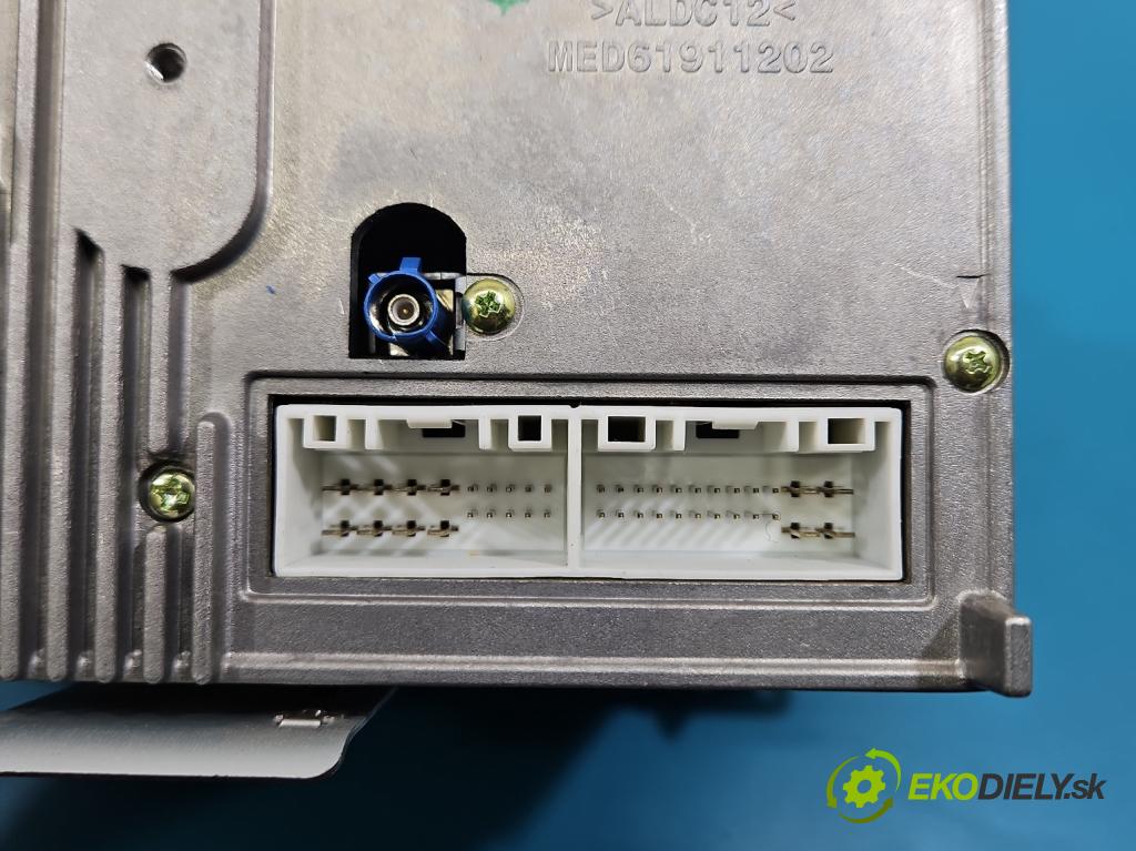 Kia Ceed II 2012-2018 1.6 crdi 128 hp manual 94 kW 1582 cm3 5- Radio továrna: 96560-A2110WK