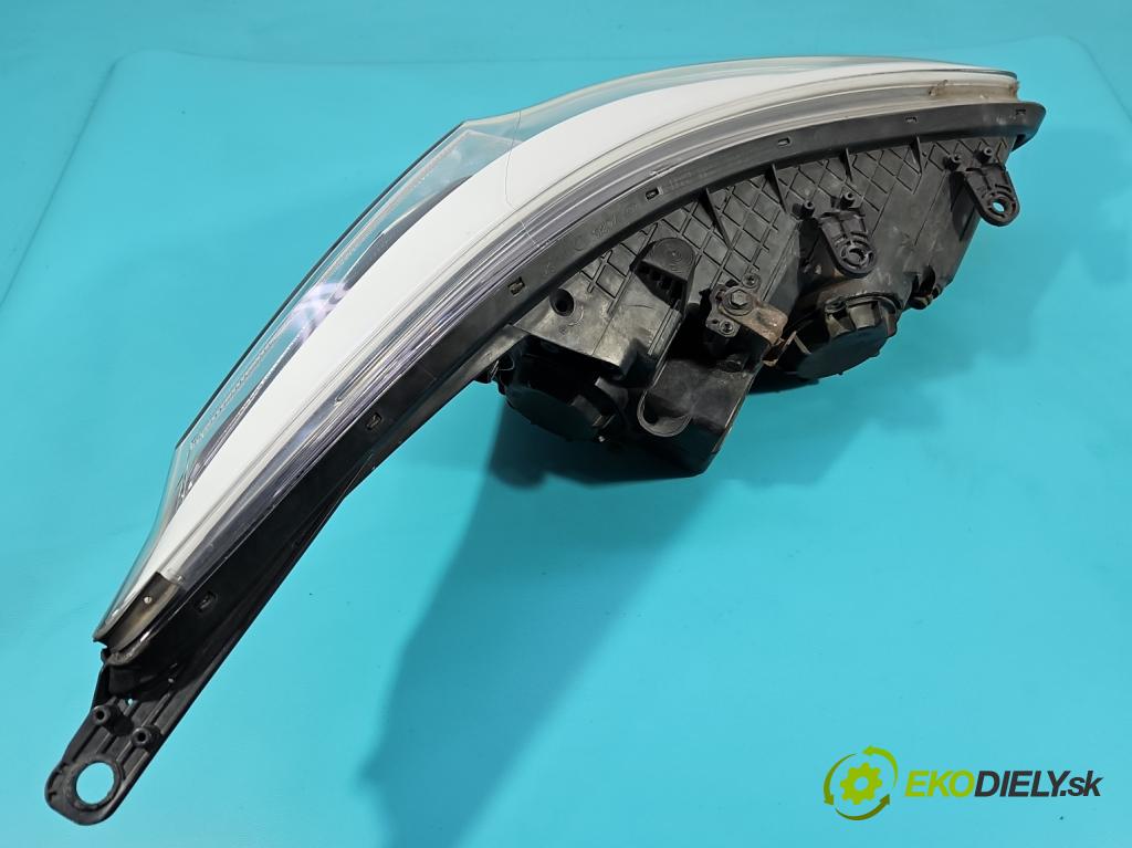Kia Ceed II 2012-2018 1.6 crdi 128 HP manual 94 kW 1582 cm3 5- Reflektor: ľavý 92101-A2220 (Kľučka dverí ostatné)