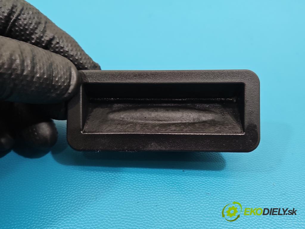 Ford Focus Mk2 2004-2011 1.6 tdci 109 HP manual 80 kW 1560 cm3 5- rukoväť kufrové dvere zadné 6M51-19B514-AC