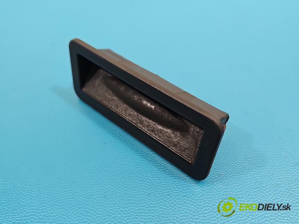 Ford Focus Mk2 2004-2011 1.6 tdci 109 hp manual 80 kW 1560 cm3 5- klika kufrových dveří zadní 6M51-19B514-AC