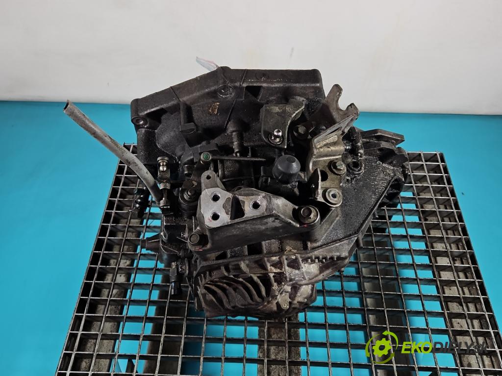 Fiat Freemont 2.0 jtd 170 HP manual 125 kW 1956 cm3 5- prevodovka stupeň,rýchlosť manual C635