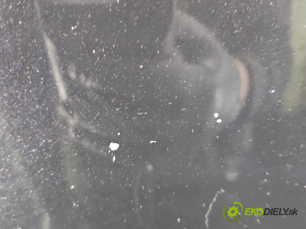 Kia Ceed II 2012-2018 1.6 crdi 128 HP manual 94 kW 1582 cm3 5- kapota predná